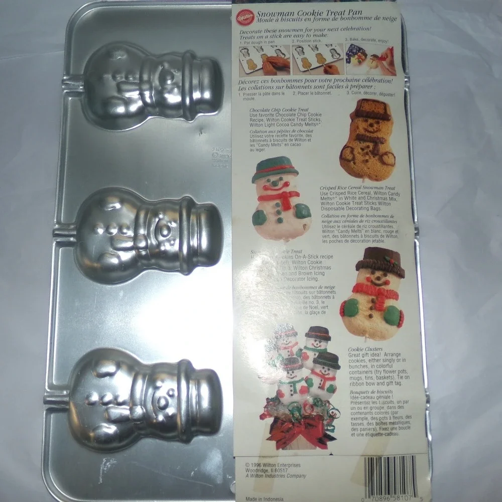 Wilton Snowman Cookie Treat Pan 1996 Vintage Holiday Baking Mold 2105-8107